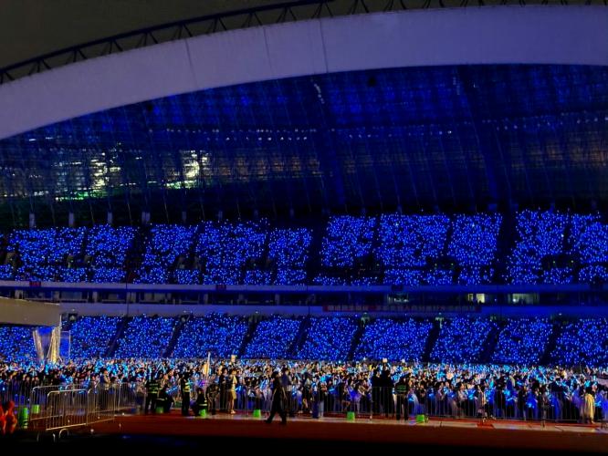 演唱会背后的体育场馆“运营经”：3天3场12万人次，五月天重庆站精彩收官
