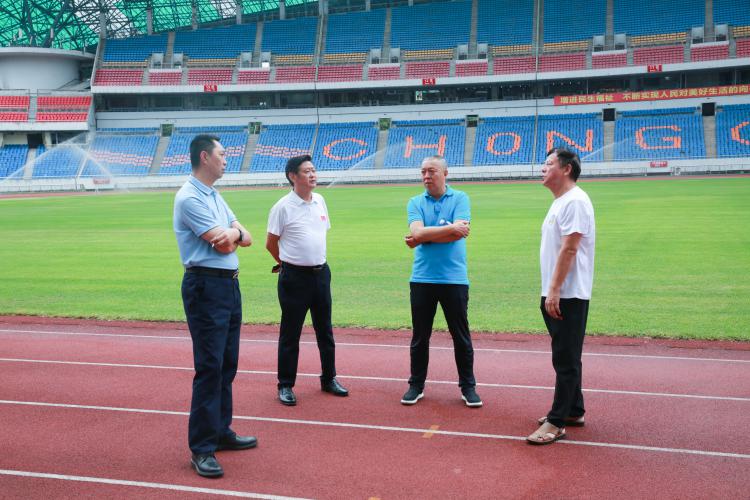市政府秘书六处到奥体中心调研指导