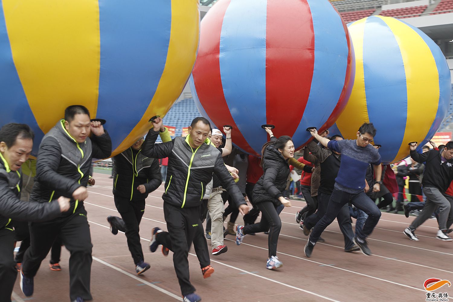 九龙坡区2015年职工趣味运动会顺利举行